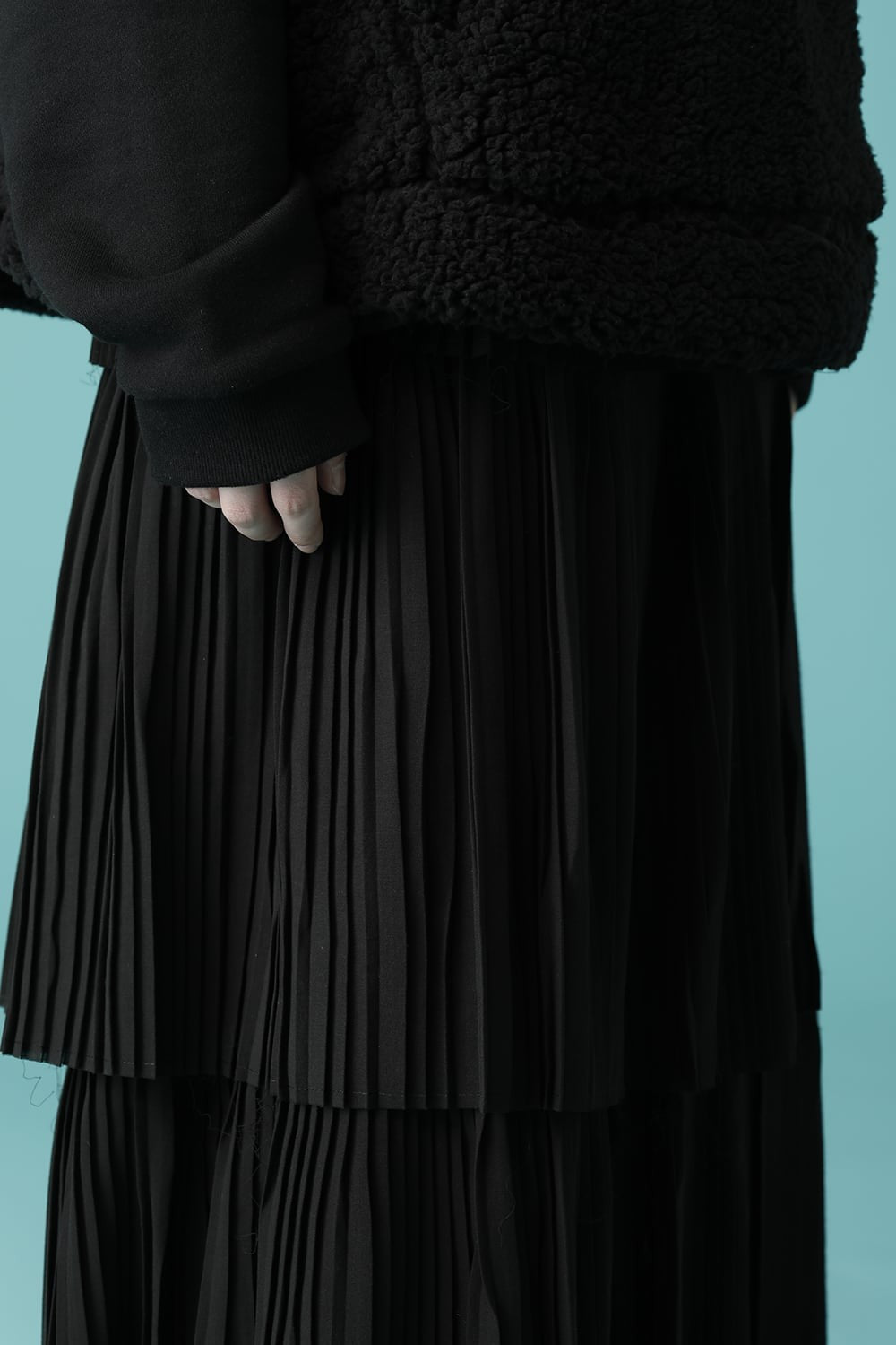 PLEATED LAYERED SKIRTT - SK9W-LW3-B_Black