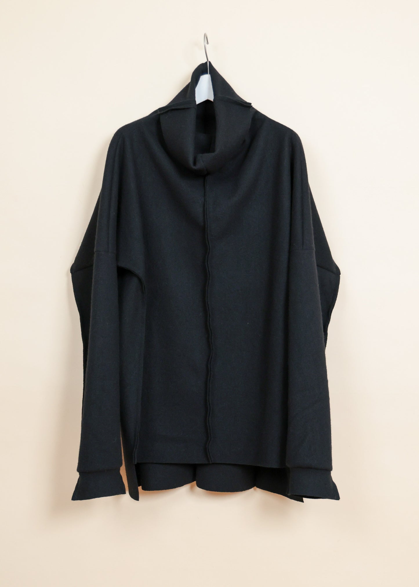 LOOSE SILHOUETTE HIGH NECK L/S T-Shirts-CT69-MJ26_black