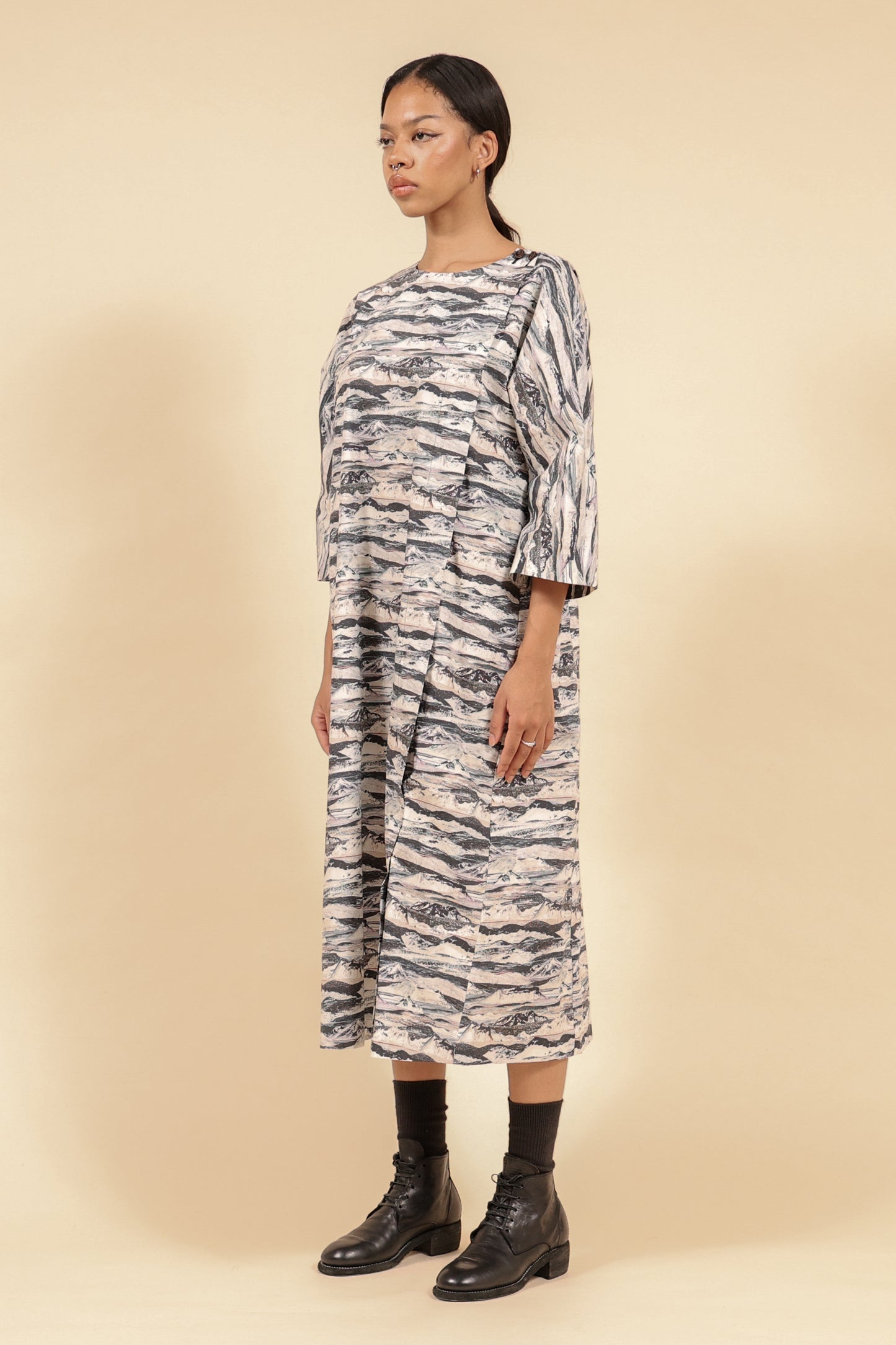Random Stripe Cotton Long Dress – Black / OP40W-LC48-999